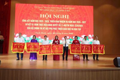 TRƯỜNG THPT A PHỦ LÝ: HÀNH TRÌNH GẦN 30 NĂM KHÁT VỌNG, TỰ HÀO VÀ KHẲNG ĐỊNH VỊ THẾ